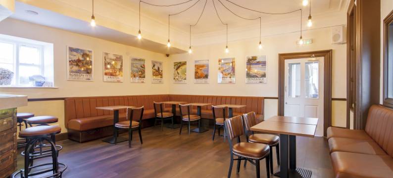 海沃思酒店(The Highworth Hotel)图片