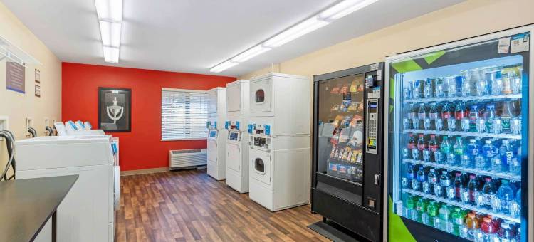 芝加哥罗灵梅多斯美国长住精选套房酒店(Extended Stay America Select Suites - Chicago - Rolling Meadows)图片