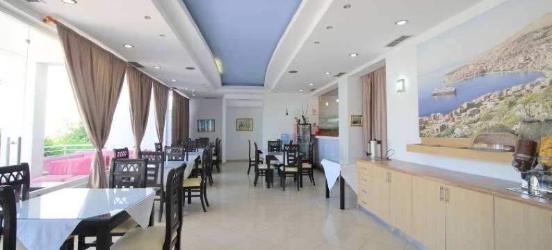 萨兰达奥斯卡酒店(Oskar Hotel)图片