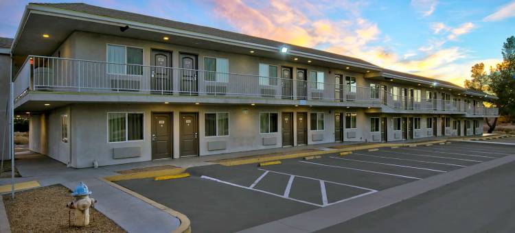 维克多维尔 6 号汽车旅馆(Motel 6 Victorville, CA - Apple Valley)图片