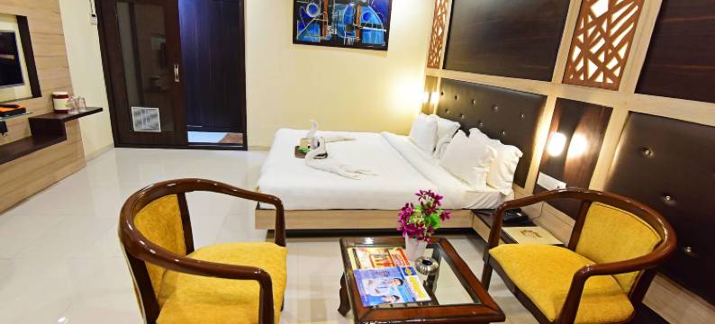 达亚尔斯里天堂酒店(Hotel Dayal Shree Paradise)图片