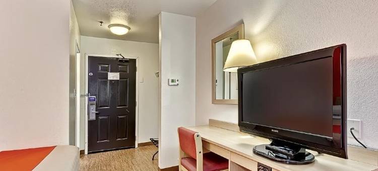 芝加哥北6号汽车旅馆 - 格伦维尤(Motel 6 Glenview, IL - Chicago North)图片