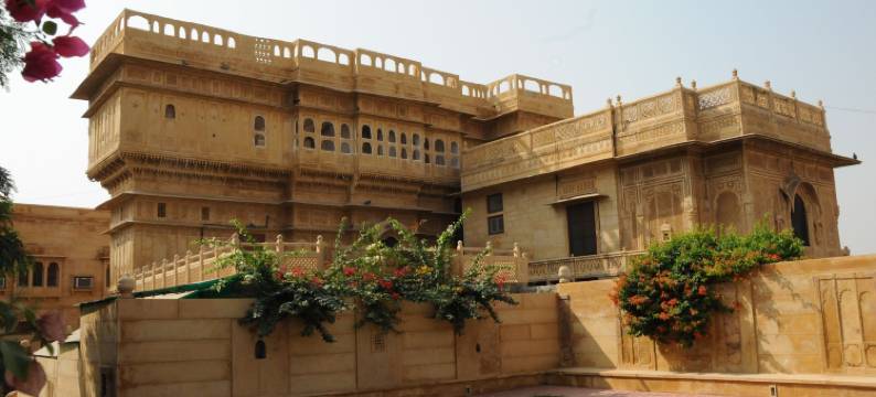 迪尔宫欢迎喜来得酒店(WelcomHeritage Mandir Palace)图片