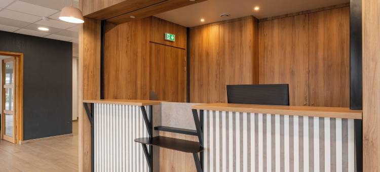 洛里昂普洛梅尔住宿加早餐酒店(B&B Hotel Lorient Ploemeur)图片