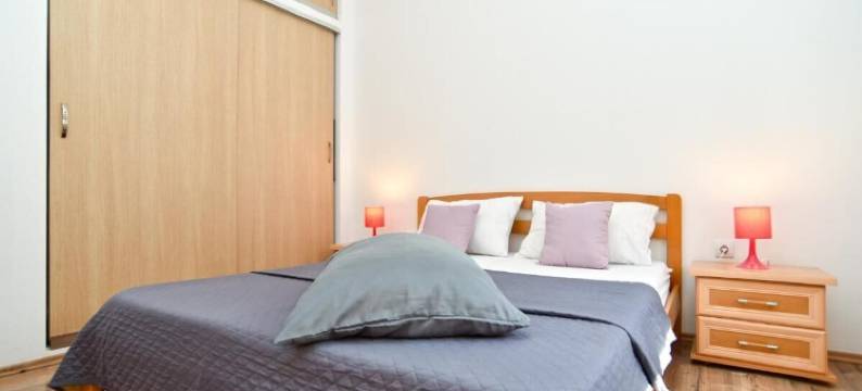 舒适公寓，共享泳池(Cozy apartment with shared pool)图片