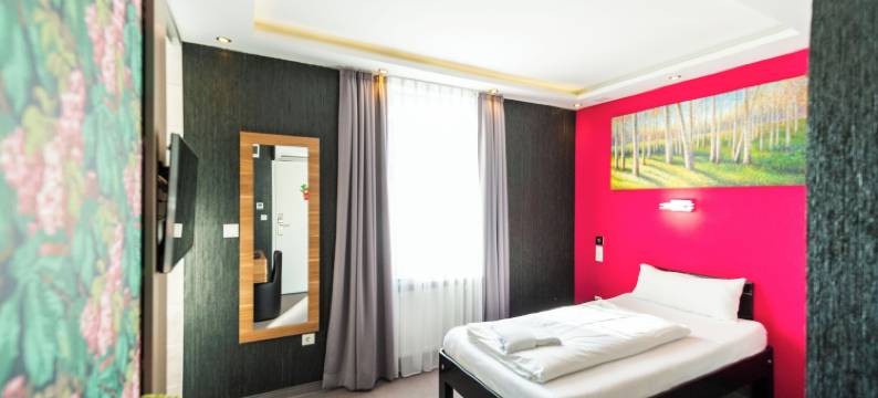 斯泰因布勒费尔德中心酒店(Stay-Inn Bielefeld Zentrum)图片