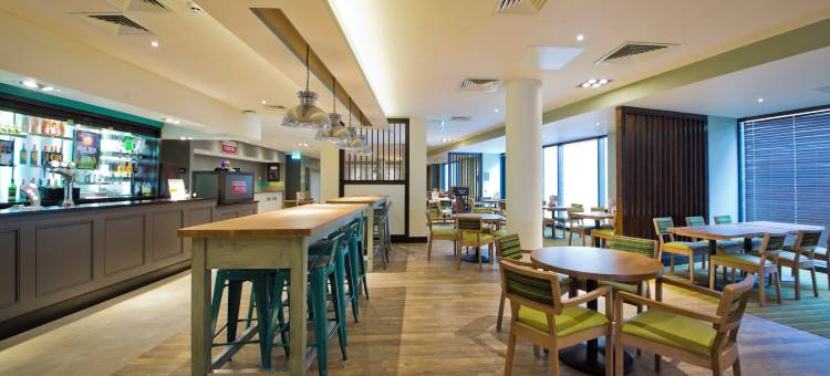 爱丁堡皇家大道普瑞米尔酒店(Premier Inn Edinburgh City Centre Royal Mile)图片