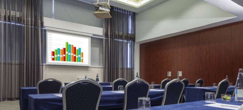 格兰乌尔托尼亚酒店(Hotel Gran Ultonia)图片