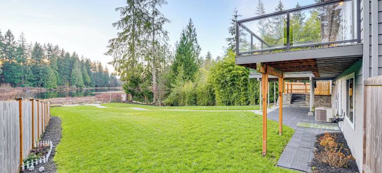 湖滨宝石：埃弗里特带阳台、火坑和院子(Lakefront Gem: Balcony, Fire Pit & Yard in Everett)图片