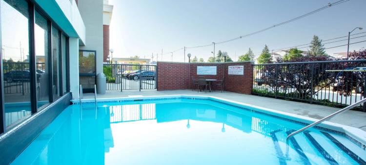 路易斯维尔德鲁里套房酒店(Drury Inn & Suites Louisville East)图片