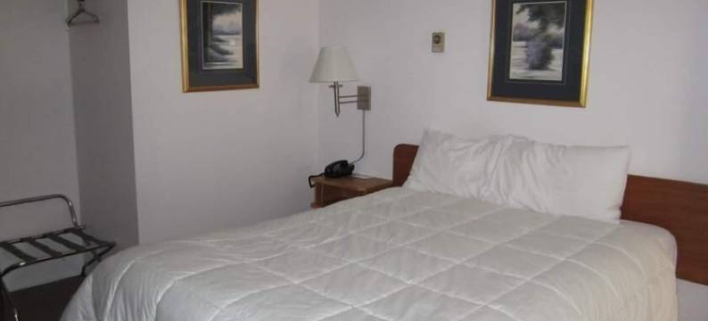 克利尔沃特乡村旅馆暨房车公园(Clearwater Country Inn & RV Park)图片