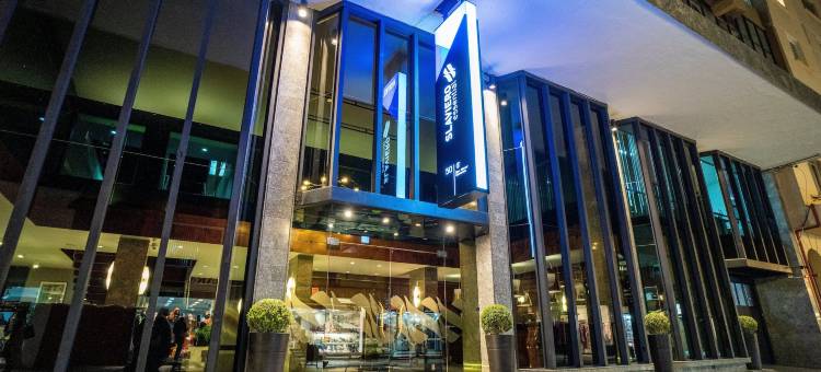 古里提巴中央斯拉维耶罗酒店(Slaviero Curitiba Centro)图片