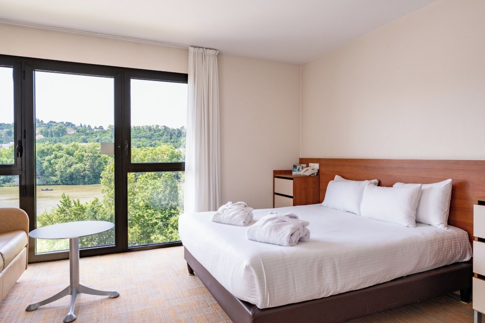 Hôtel Lyon Métropole Over view
