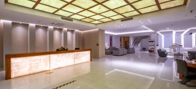 地中海海滩度假酒店(Mediterranean Beach Resort)图片