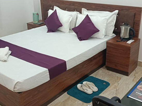 DN塔酒店穆扎法尔普尔