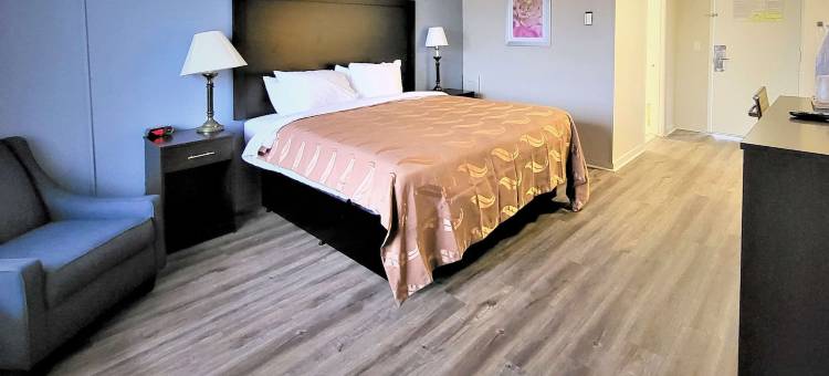 美洲最佳价值酒店(Rodeway Inn Norfolk VA)(Motel 6 Norfolk, VA East Little Creek)图片