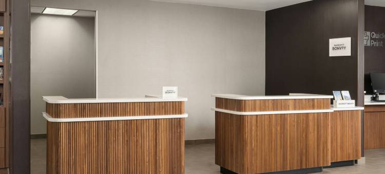 布朗维克万怡酒店(Courtyard by Marriott Brunswick)图片