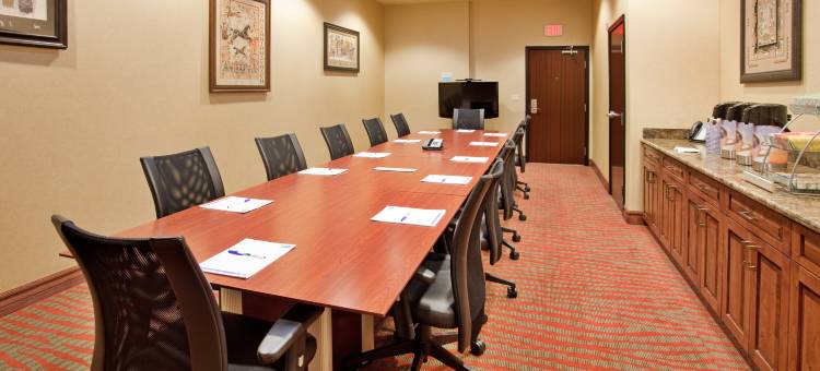 盖洛普东智选假日套房酒店(Holiday Inn Express & Suites Gallup East)图片