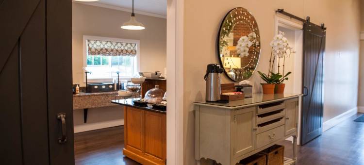 大学公园贝斯特韦斯特优质套房酒店(Best Western Plus University Park Inn  Suites)图片