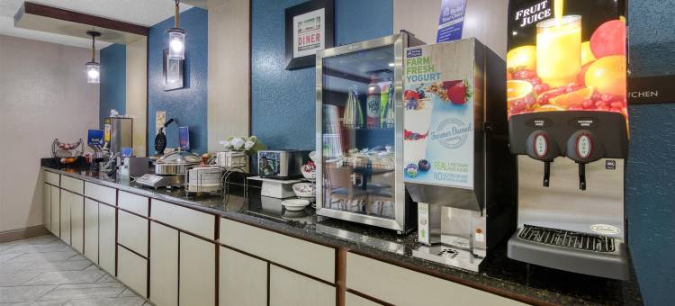 沃尔多贝斯特韦斯特酒店(Best Western Waldo Inn  Suites)图片