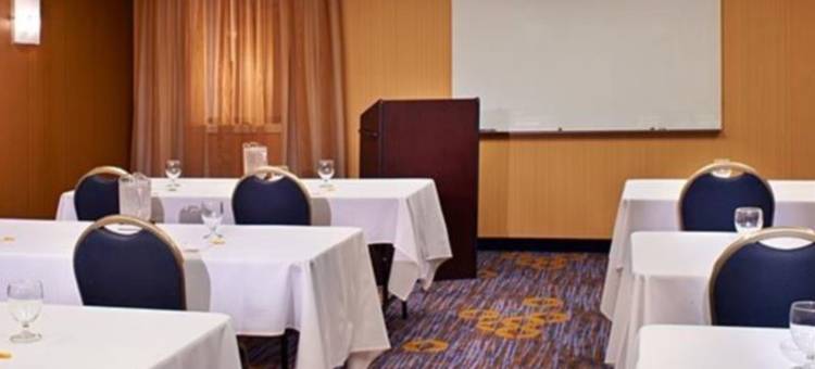 印第安纳波利斯卡梅尔索尼斯塔精选酒店(Sonesta Select Indianapolis Carmel)图片