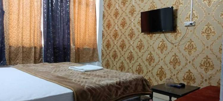 特里什拉旅馆与膳宿公寓(Hotel Trishla Inn Lodging & Boarding)图片