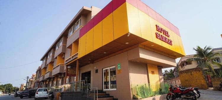 萨姆拉酒店(Hotel Samrat)图片