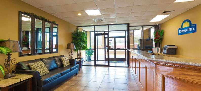 温德姆贝蒙特拉斐特酒店(Baymont by Wyndham Lafayette)图片