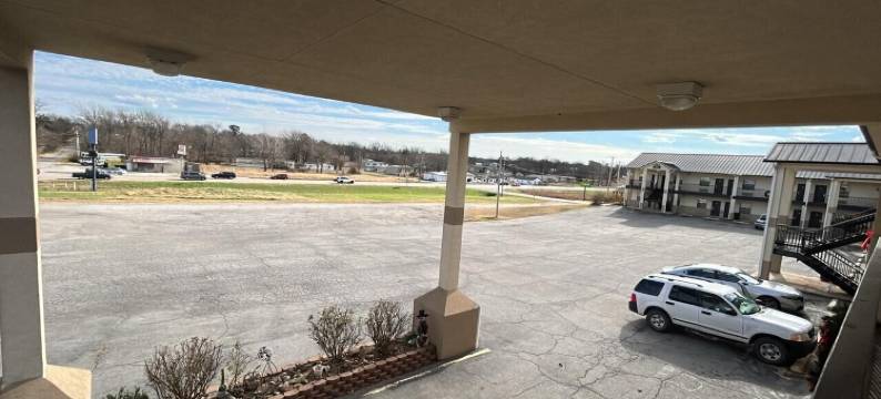 HiWay Inn Express Kiowa Hwy 69图片