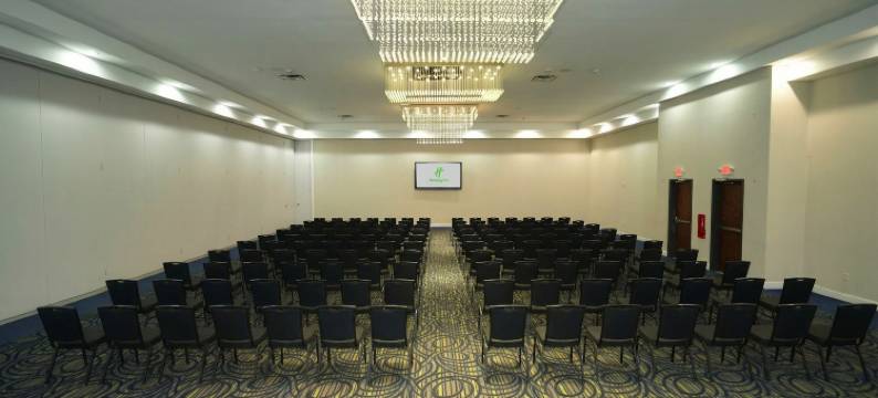 Holiday Inn 斯克兰东(邓莫尔)(Holiday Inn SCRANTON EAST - DUNMORE by IHG)图片