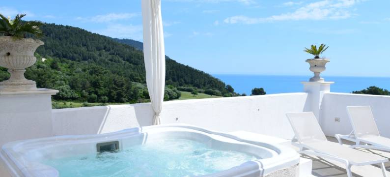 维格纳诺蒂卡的HMO豪华露营及套房(Hmo Glamping & Suites in Vignanotica)图片