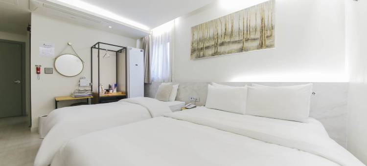 平泽贝尔酒店(Pyeongtaek Belle Hotel)图片