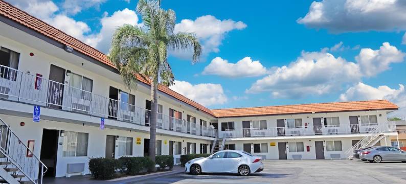 近洛杉矶国际机场霍索恩广场酒店(Hawthorne Plaza Inn Near LAX)图片