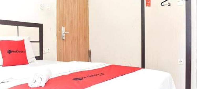 红多兹酒店-近穆罕默迪亚望加锡大学(RedDoorz Near Universitas Muhammadiyah Makassar)图片