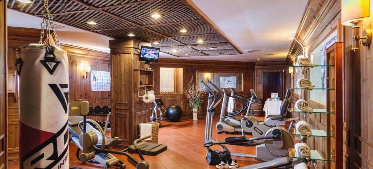 阿拉斯加科尔蒂纳酒店(Hotel Alaska Cortina)图片