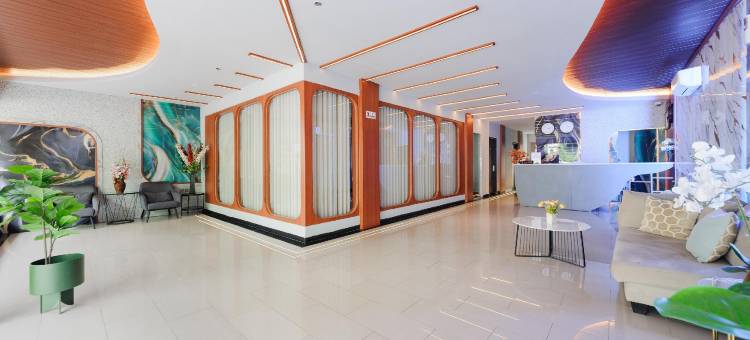 红多兹酒店-近巴淡岛名古屋山购物中心5号(Reddoorz Near Nagoya Hill Mall Batam 5)图片