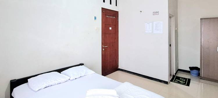 OYO Life 93186 HKP 民宿伊斯兰(Hkp Homestay RedPartner Blitar)图片