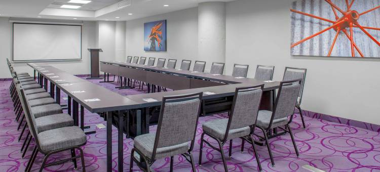 达拉斯市中心万枫酒店(Fairfield Inn & Suites Dallas Downtown)图片