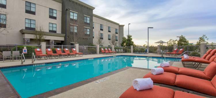 圣地亚哥波伟欢朋套房酒店(Hampton Inn & Suites San Diego/Poway)图片