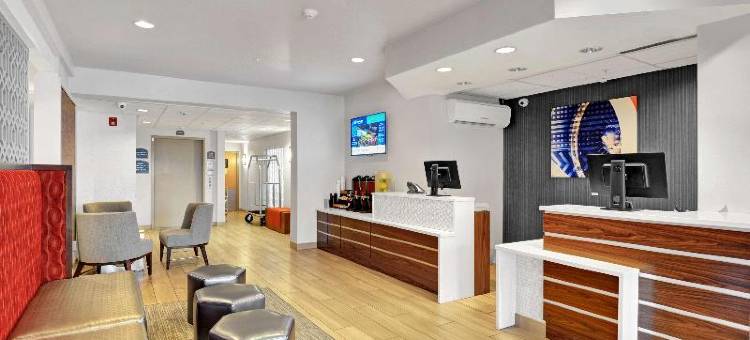 贝斯特韦斯特领航者套房行政住宅酒店(Best Western Plus Navigator Inn  Suites)图片