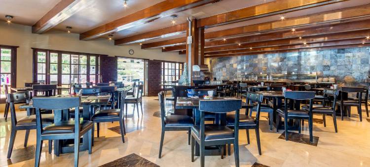 马萨特兰品质酒店(Quality Inn Mazatlan)图片