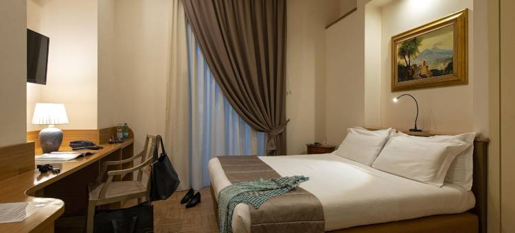 那不勒斯欧罗巴大酒店(Grand Hotel Europa Naples)图片