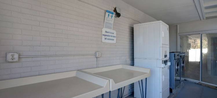 北卡罗莱纳伯灵顿 6 号汽车旅馆(Motel 6 Burlington, NC)图片