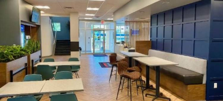 温尼伯西温德姆豪生酒店(Howard Johnson by Wyndham Winnipeg West)图片