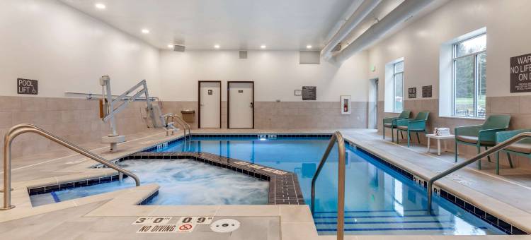 格罗夫麦迪逊舒适小屋套房酒店(Comfort Suites Cottage Grove-Madison)图片