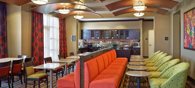 希尔顿Homewood套房-卡尔加里机场(Homewood Suites by Hilton Calgary-Airport)图片