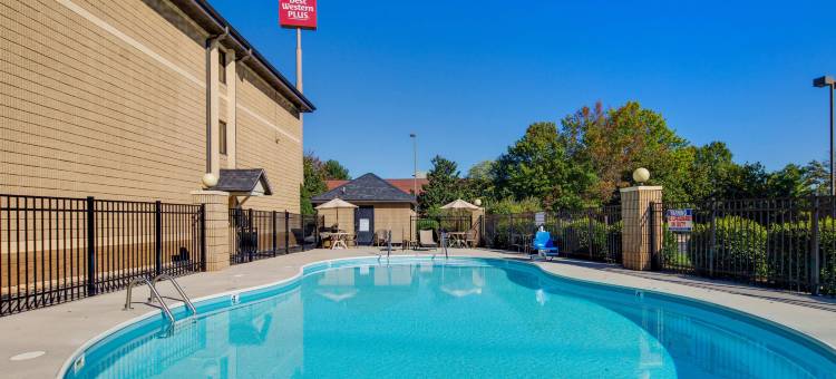 锡达布拉夫贝斯特韦斯特优质酒店(Best Western Plus Knoxville Cedar Bluff)图片