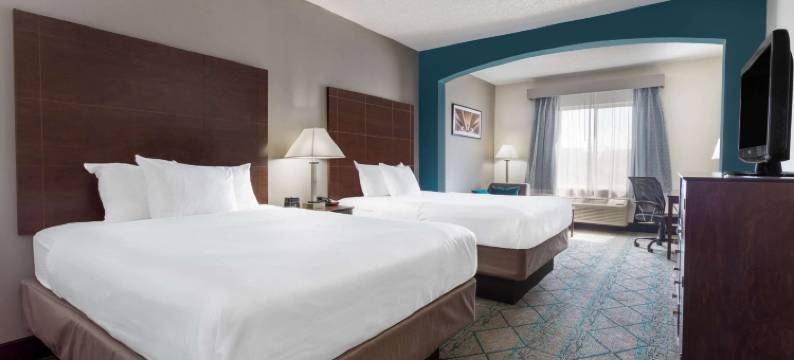 哥伦布西希利亚德拉昆塔温德姆套房酒店(La Quinta Inn & Suites by Wyndham Columbus West - Hilliard)图片