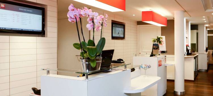 宜必思舒瓦塞南多尔酒店(Ibis Dole Sud Choisey)图片