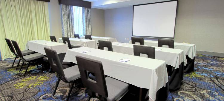 韦斯特伯里希尔顿花园酒店(Hilton Garden Inn Westbury)图片